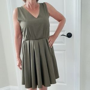 ■ 🏷Keeratika Party Backless Dress Tea Green Wedding Anniversary Dinner